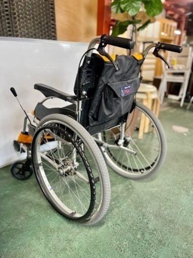 ?激安‼️ ミキ MIKI RX-1 車椅子| 自走式 背折れジョイント ロックンブレーキ?