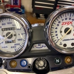 KAWASAKI  ZRX400 96年式の画像