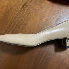 美品パンプス　オンワードKASHIYAMA（24.5cm）の画像