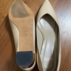 美品パンプス　オンワードKASHIYAMA（24.5cm）の画像