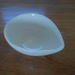 【値下げします】【白食器】皿と小鉢セットの画像