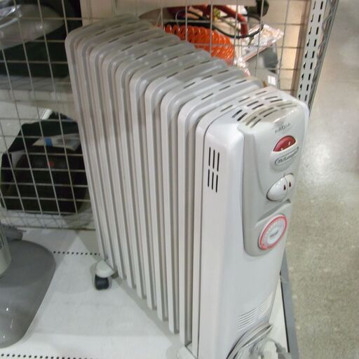 デロンギ オイルヒーター  DHC-501C【モノ市場東海店】41