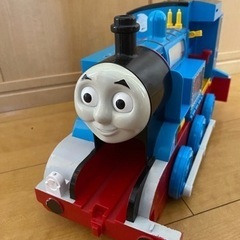 アンパンマン、トーマス、クルマのおもちゃ譲りますの画像