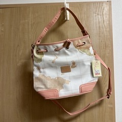 【新品】地図柄合皮バッグ