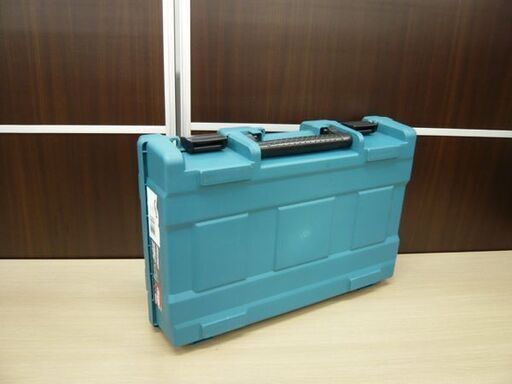 新品 マキタ 充電式ピンタッカ PT001GZK 本体＋ケース 40Vmax使用可能 電動工具 makita 苫小牧西店