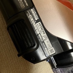 更に値下げ日立　コードレスクリーナー　PV-BEH900  掃除機の画像