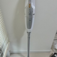 アイリスオーヤマ　掃除機(ブラインドも引き取り可能な方限定)