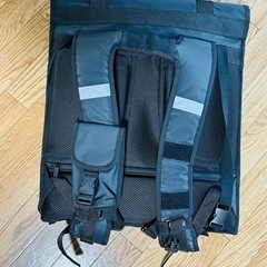 UberEATS カバンの画像