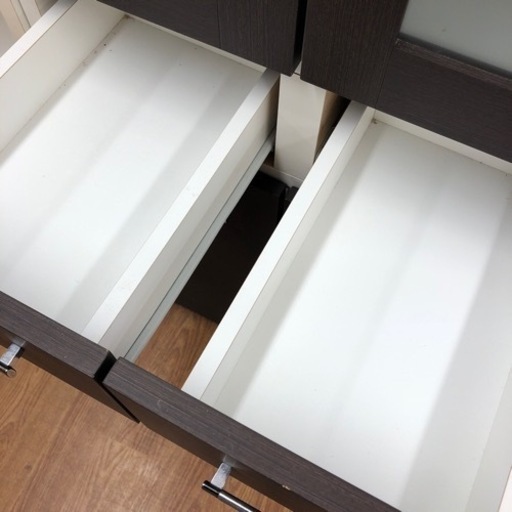 2枚扉食器棚売ります！