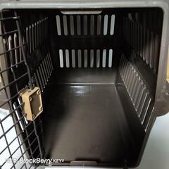 アイリスオーヤマ ペットキャリーMサイズ　中型犬用　ATC-670の画像