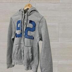 Abercrombie&Fitch パーカー の画像