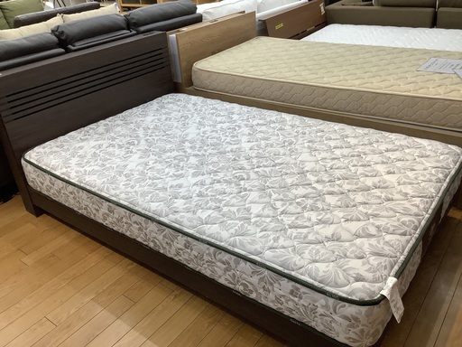 セミダブルベッド　ドリームベッド　Serta