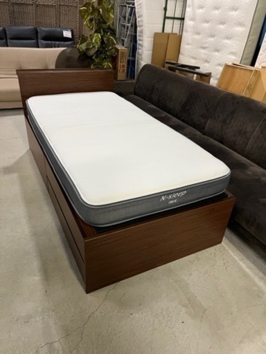 激安!! 嬉しい収納付き!! ニトリ シングルベッド フレーム&マットレス