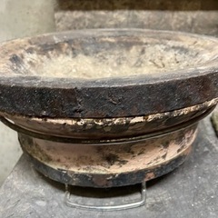 需要があるかわかりませんが。使用感ばっちりの七輪です。