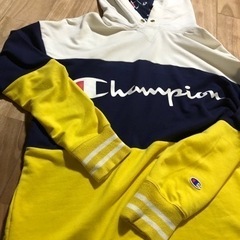 チャンピオン　トレーナー