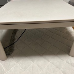 こたつテーブルとこたつ布団のセット