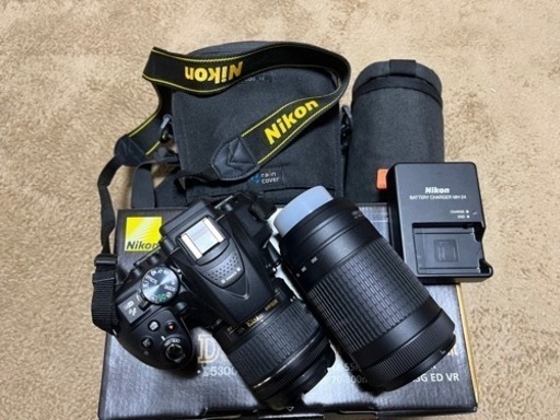 ほぼ未使用！！Nikon D5300  箱あり　ケース付き