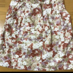 リネッタ　スカート