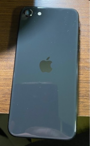 iPhone SE(第2世代) docomo版　simロック解除済み Apple care保証あり