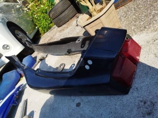 SUZUKI GSX1100R 92年式 テールカウル 【⠀タンデム着き！ 】