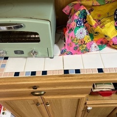 急募！お洒落な食器棚の画像