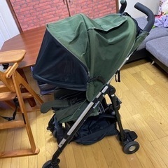 ベビーカー アップリカ  カーキ まだあります‼️の画像