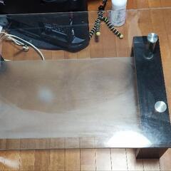 ガラステーブル