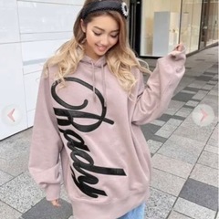 Radyデカロゴパーカーの画像