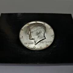 ケネディコイン銀貨1964年本物の画像
