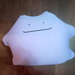 ポケモンセンター　メタモン　ビーズクッション