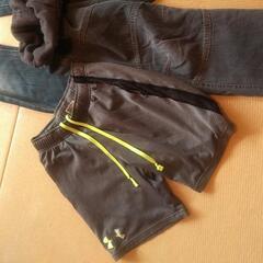 🔴お取引中🔴男児130cm位のズボンセット　　冬にも履ける暖かタイプもあります。の画像