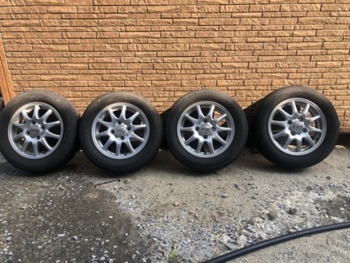 軽自動車　タイヤ、ホイール　早い者勝ちで