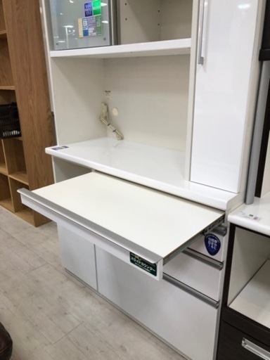 取りに来れる方限定！松田家具のレンジボードです！
