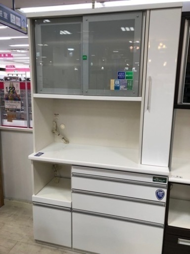 取りに来れる方限定！松田家具のレンジボードです！