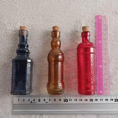 (お取引中)ガラスボトル3本　インテリアに