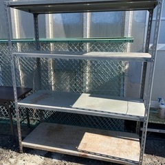 スチールラック　600-1500-1800 棚板4枚　の画像