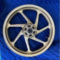 CBR250RR（MC51）純正フロントホイール　曲がり有りの画像