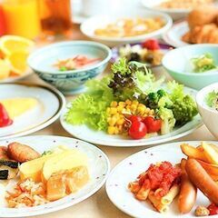 カフェレストランで朝食の洗い場＆簡単なキッチン補助スタッフ募集！