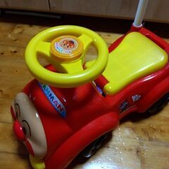 アンパンマン　四輪車