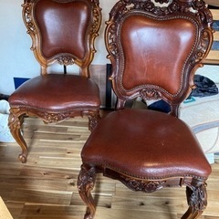 木彫りの椅子 2脚セット