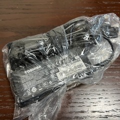 TOSHIBA電源アダプタ(未使用)