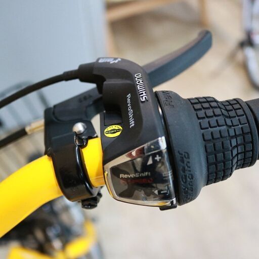 330)【美品】CAPTAIN STAG Oricle 折りたたみ自転車 20インチ 黄色 イエロー カゴ付き 6段変速 前後泥よけ 