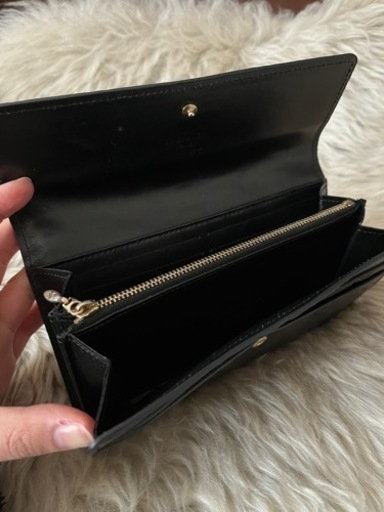ルイヴィトン　LOUIS VUITTON 長財布！薄くて軽くて使い勝手◎です！