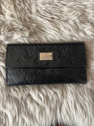 ルイヴィトン　LOUIS VUITTON 長財布！薄くて軽くて使い勝手◎です！