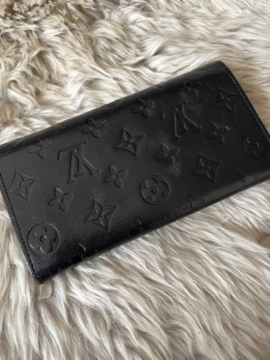 ルイヴィトン　LOUIS VUITTON 長財布！薄くて軽くて使い勝手◎です！