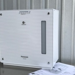パナソニック◇ヒーターレス気化式加湿器◇ナノイー搭載◇2020年...