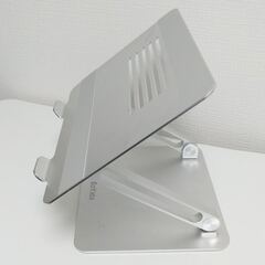 ノートパソコン スタンド　格安　超美品　各￥1000 /台　　2台あり　1台からOK　期間限定1/29（日）までの画像