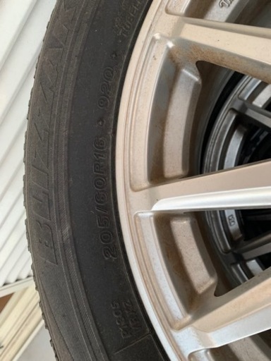 スタッドレスタイヤ4本BLIZZAK VRX 205/60R16 92Q TUBELESS