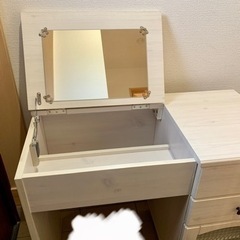 ドレッサー　イケアの画像