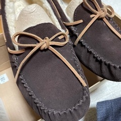 UGG M OLSEN 28の画像